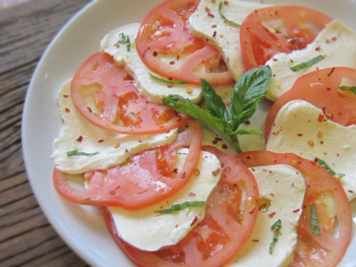 Fresh Mozzarella with Tomatoes